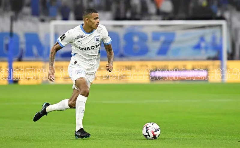 潮流风尚：运动赛事衍生品的设计与应用趋势